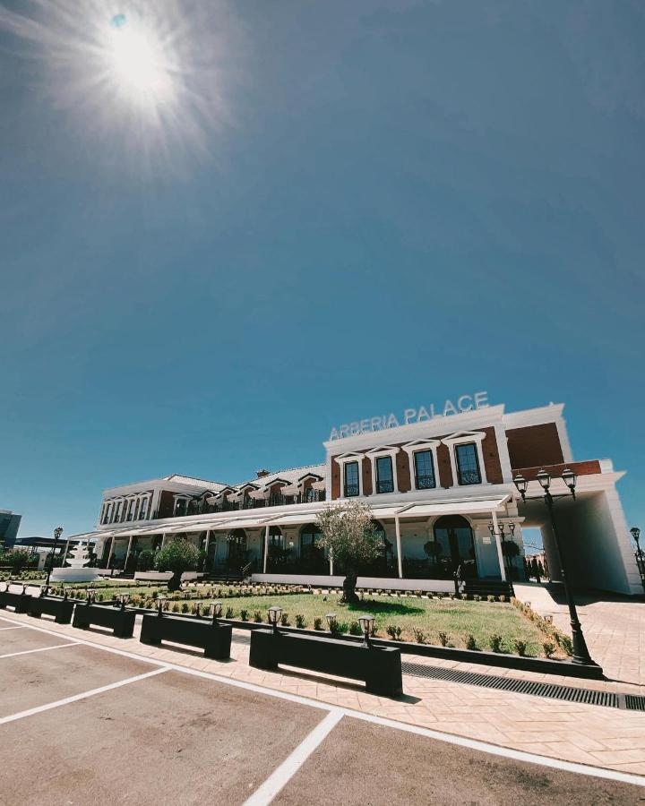 Arberia Palace Hotel Fushe Milot Exterior photo